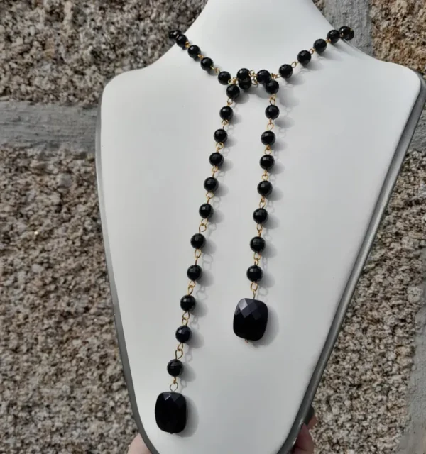 Noir Élégance